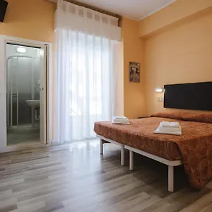 Отель Milena